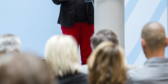 Svenja Schulze eröffnet die Preisverleihung