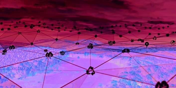 Das Bild zeigt eine grüne Landschaft mit symbolisierten Netzwerkknoten am Himmel