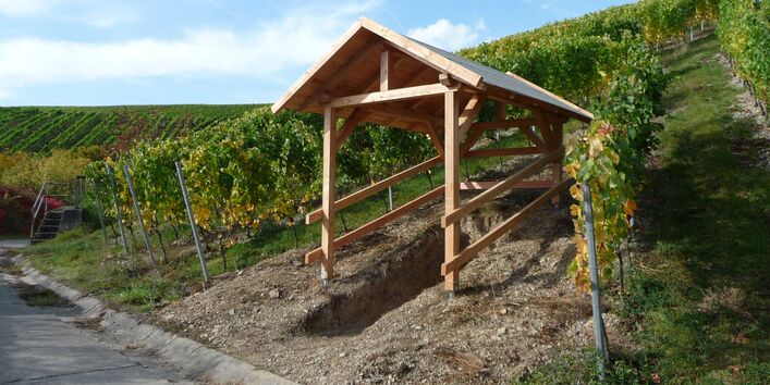Die überdachte Bodenstation an der Station Retzstadt