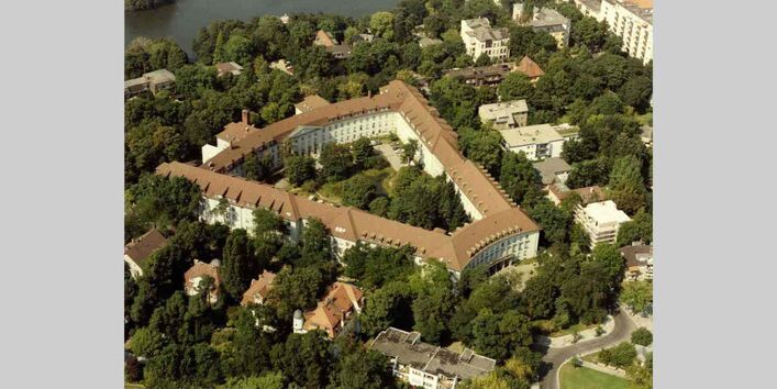 Luftbild des UBA am Bismarckplatz