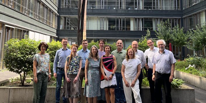 Gruppenfoto der Mitglieder