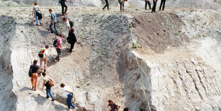 Bis zu 6.000 Menschen wandelten auf dem Grund des heutigen Gremminer Sees