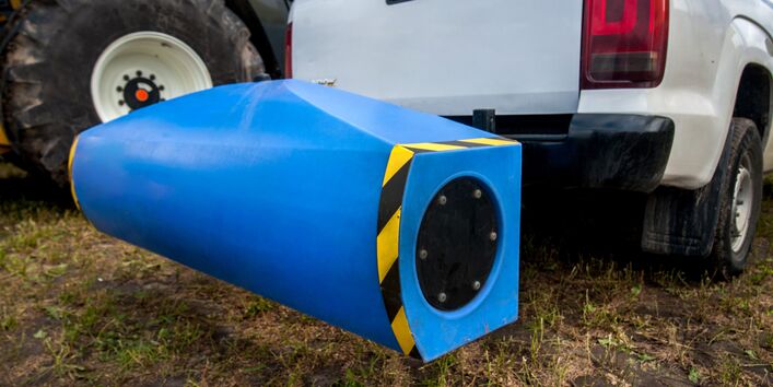 Ein mit Bodensensoren ausgestattetes Fahrzeug