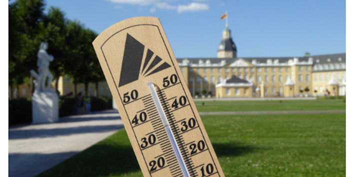 Abbildung eines Thermometers, das über 30° anzeigt.