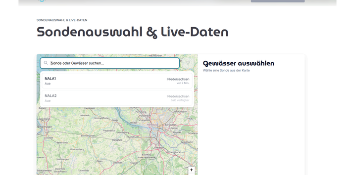 Das Bild zeigt die Online-Ansicht der Nala-Plattform mit Karte, Sondenauswahl und aktuellen Live-Daten der Aue. Sichtbar sind Messwerte wie Temperatur und Sauerstoffgehalt in Echtzeit.