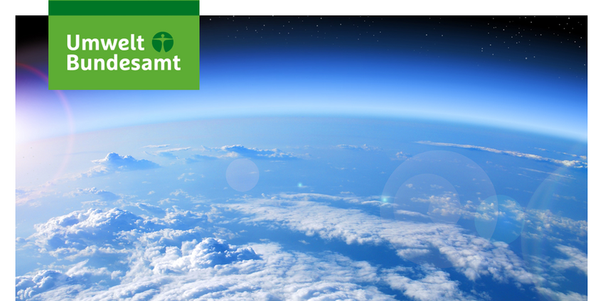 Das Einstiegsbild für den Newsletter zeigt die Erde mit ihrer Atmosphäre aus dem Weltall